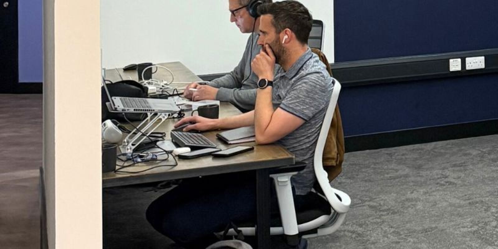 Hot desking is open weekdays between 08:30 and 17:30* High-speed WiFi Entry to the Mosaic Lounge